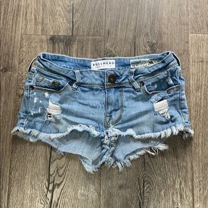 Bullhead Distressed Shorts